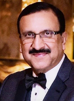 Dr Gupta Headshot
